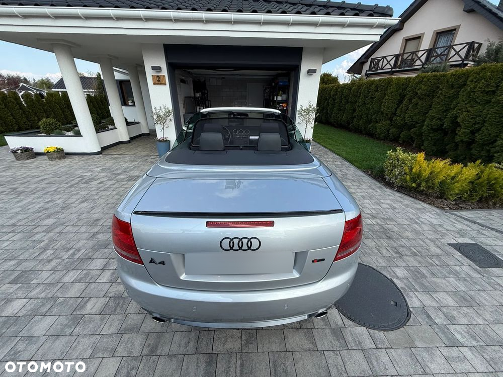 Audi A4 Cabriolet 2.0 TDI DPF multitronic - 6