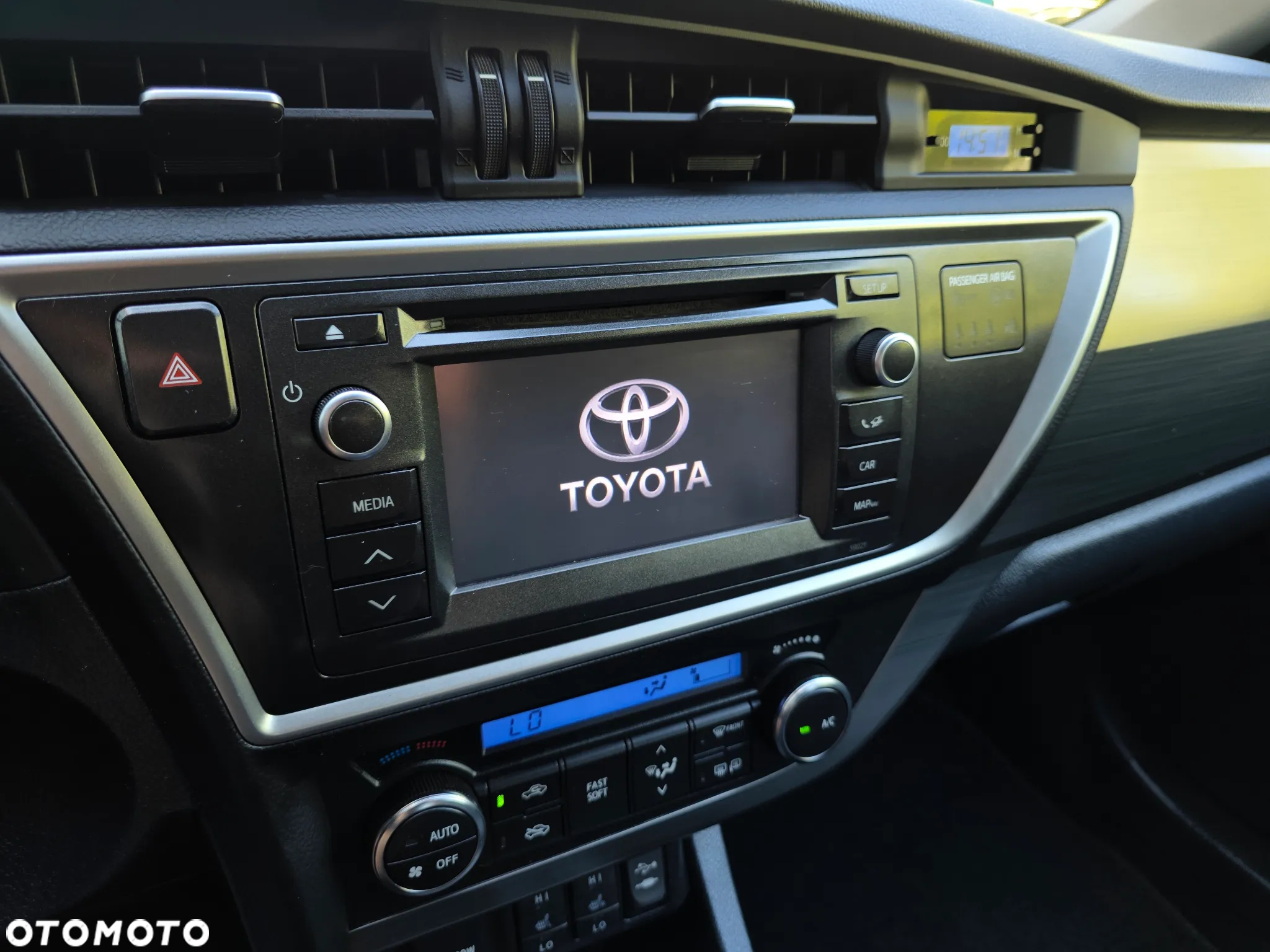 Toyota Auris 1.6 Valvematic START Edition - 32