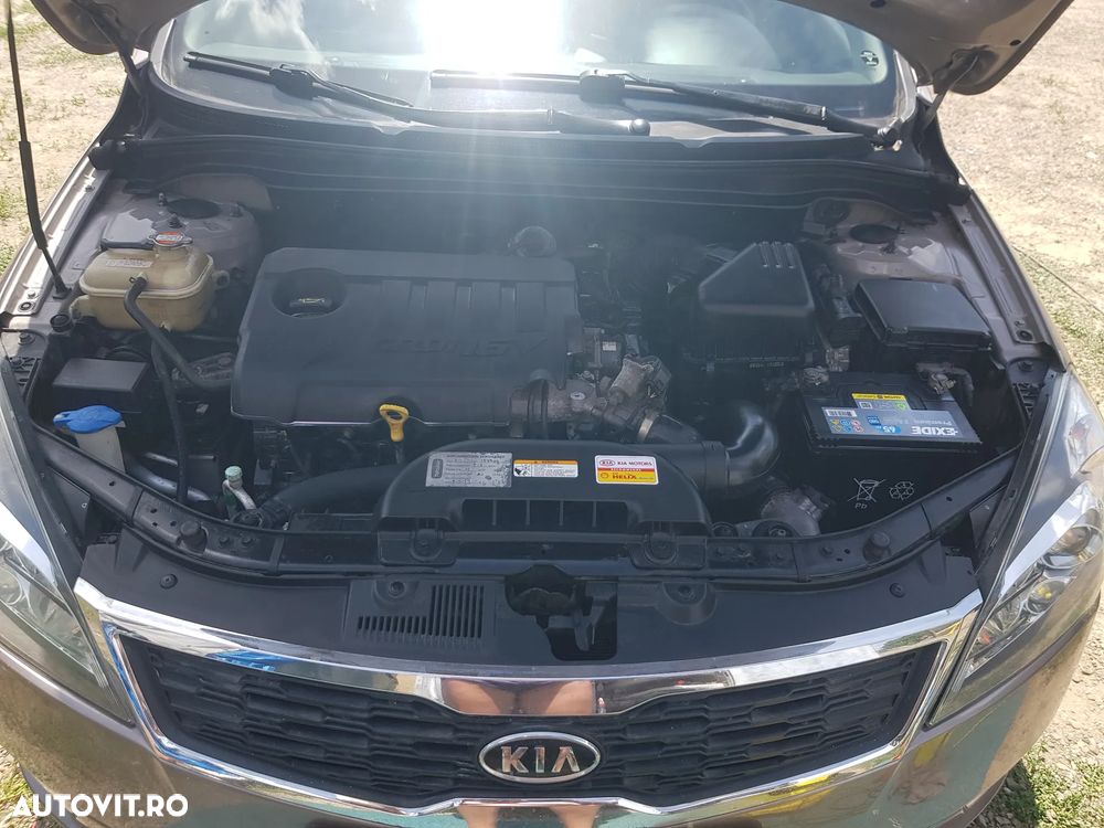 Kia Ceed 1.6 DSL TX COMFORT - 8