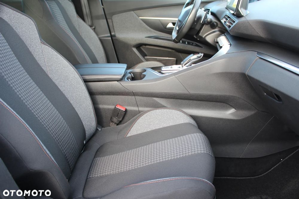 Peugeot 5008 BlueHDi 130 EAT8 Allure - 9