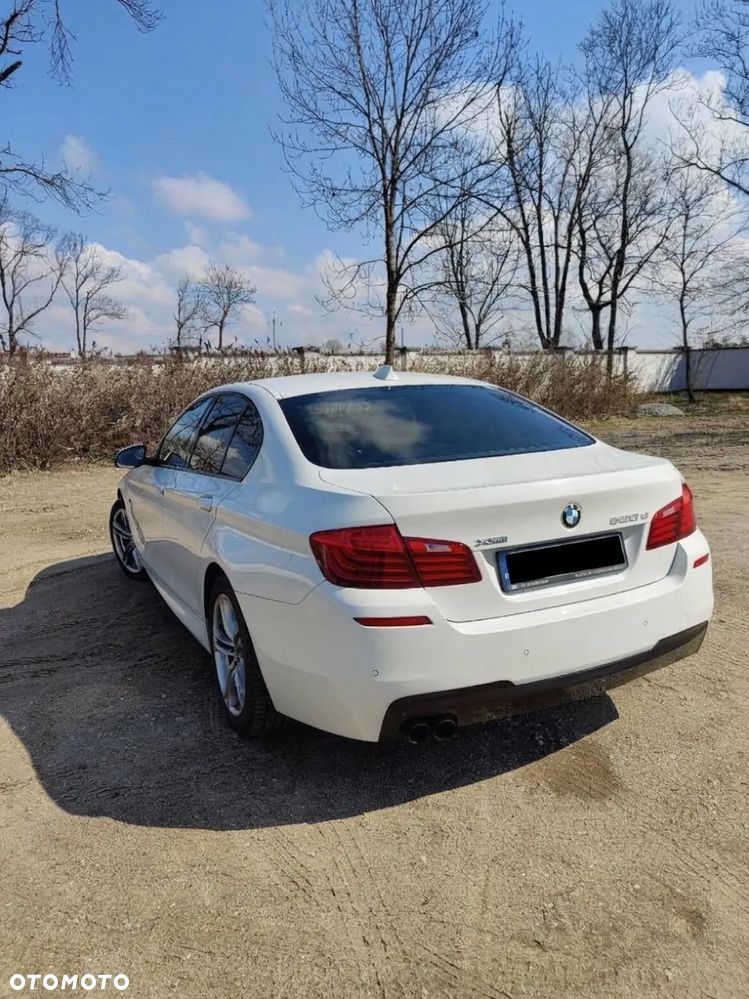 BMW Seria 5 520d xDrive Luxury Line - 4