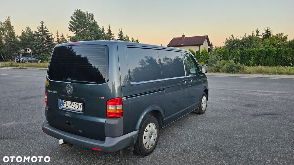 Volkswagen Transporter T5 - 11