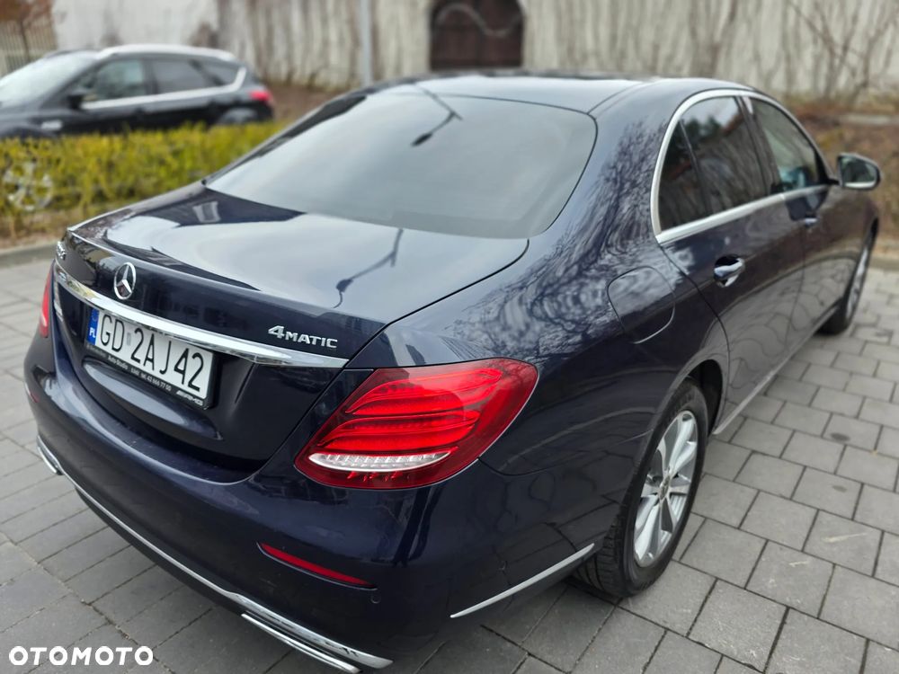 Mercedes-Benz Klasa E - 14
