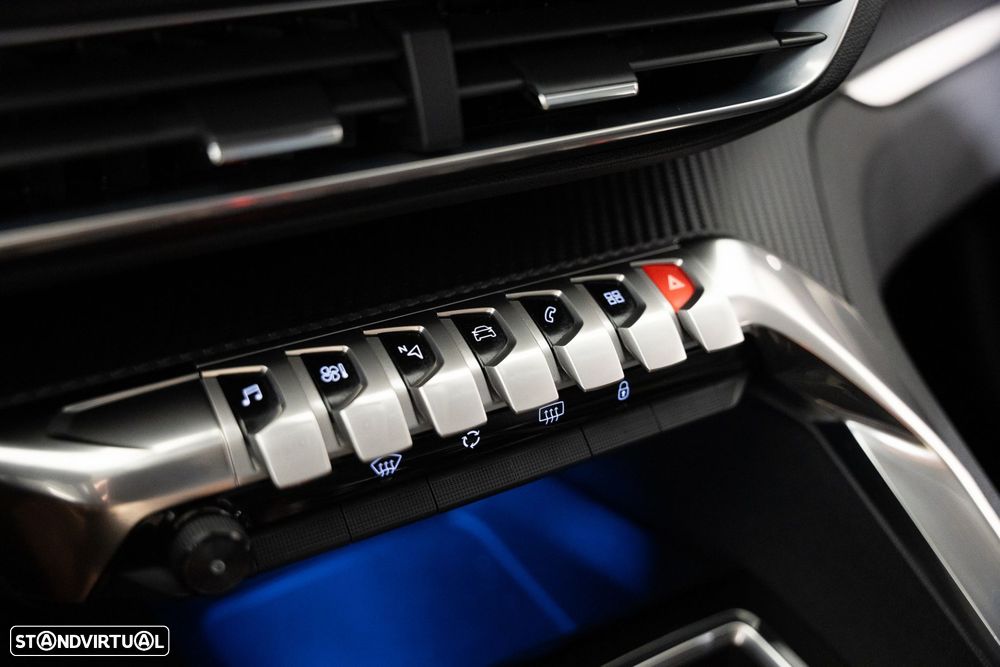 Peugeot 3008 1.2 PureTech Allure EAT8 - 15