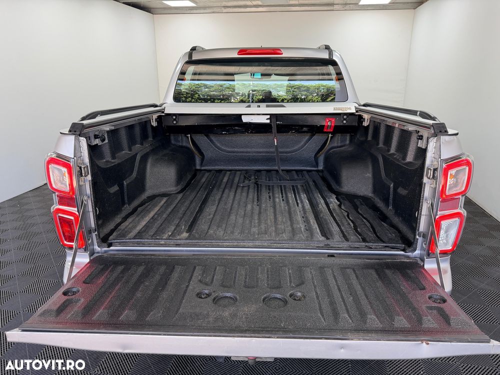 Isuzu D-Max 1.9 DSL 4x4 Double Cab AT Executive - 10