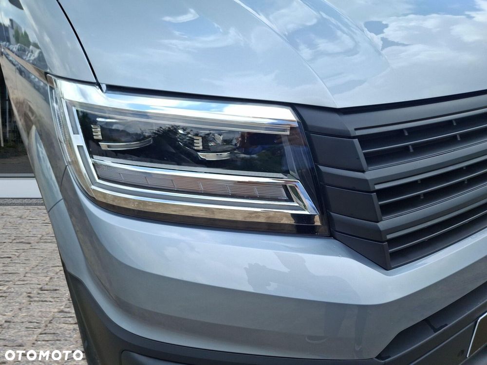 Volkswagen Crafter Furgon 4490 - 11