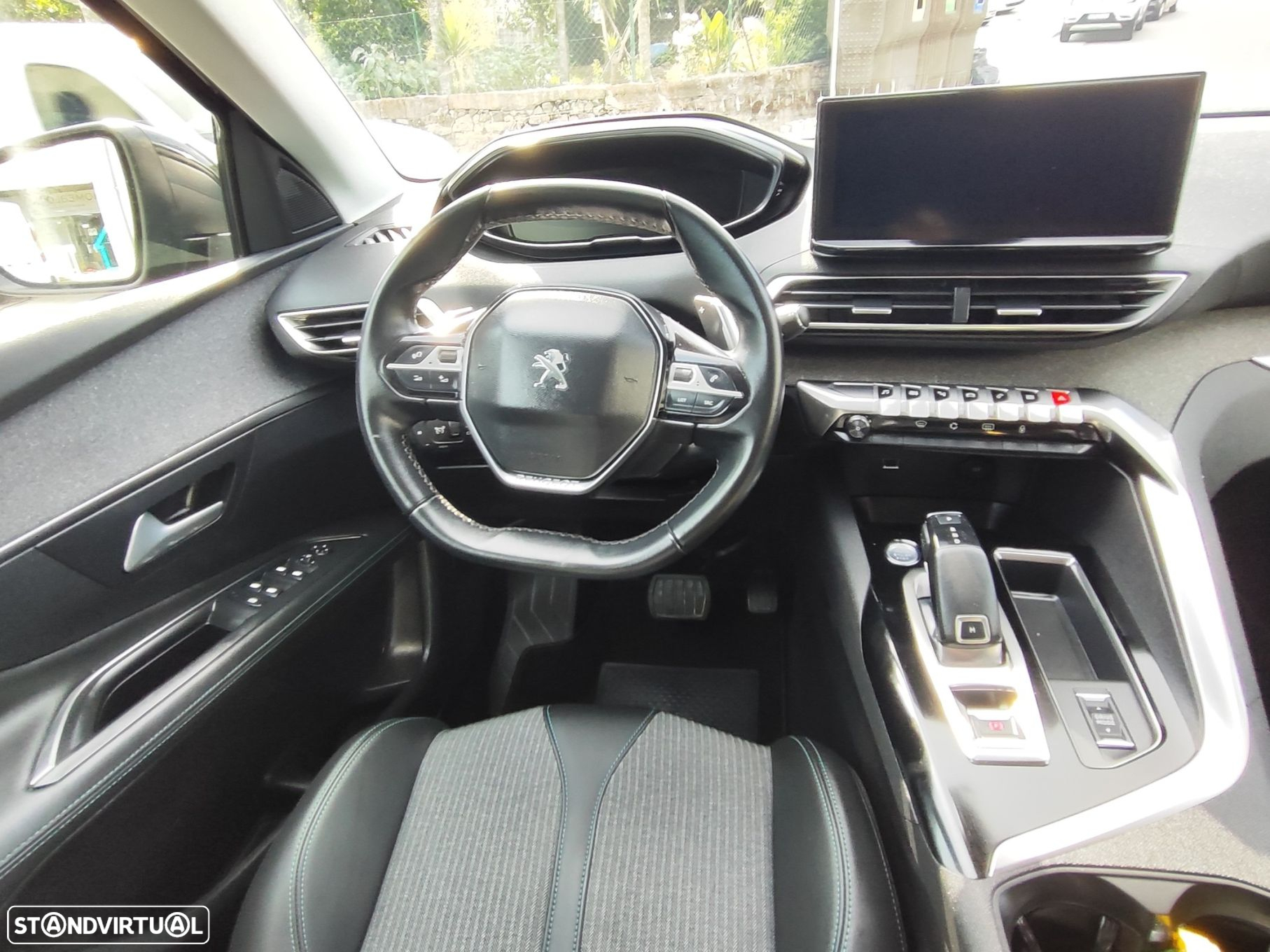 Peugeot 3008 1.5 BlueHDi Allure Pack EAT8 - 16