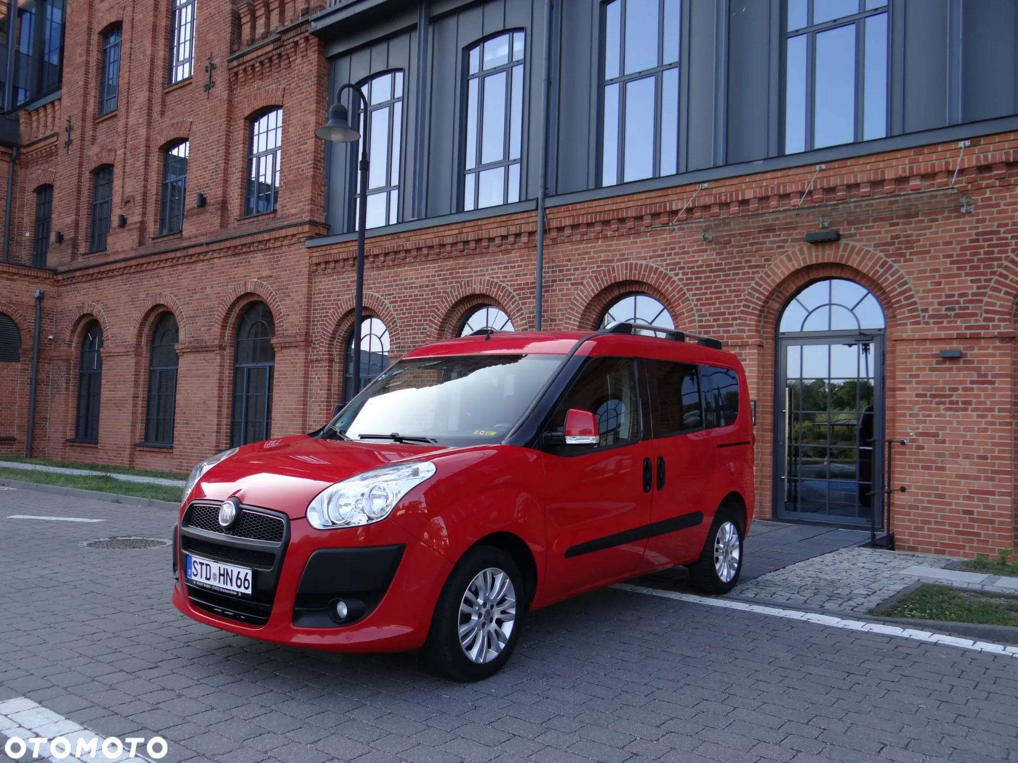 Fiat Doblo 1.4 16V Emotion - 10