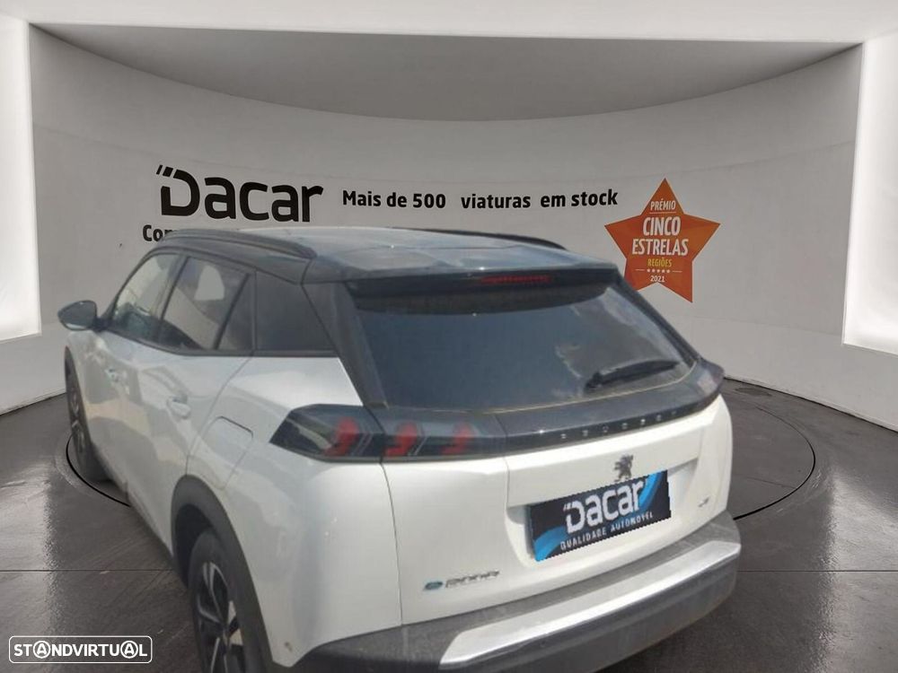 Peugeot e-2008 50 kWh GT - 3