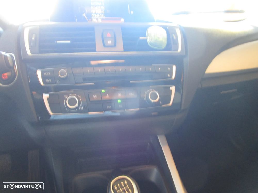 BMW 116 d EDynamics Line Sport - 22