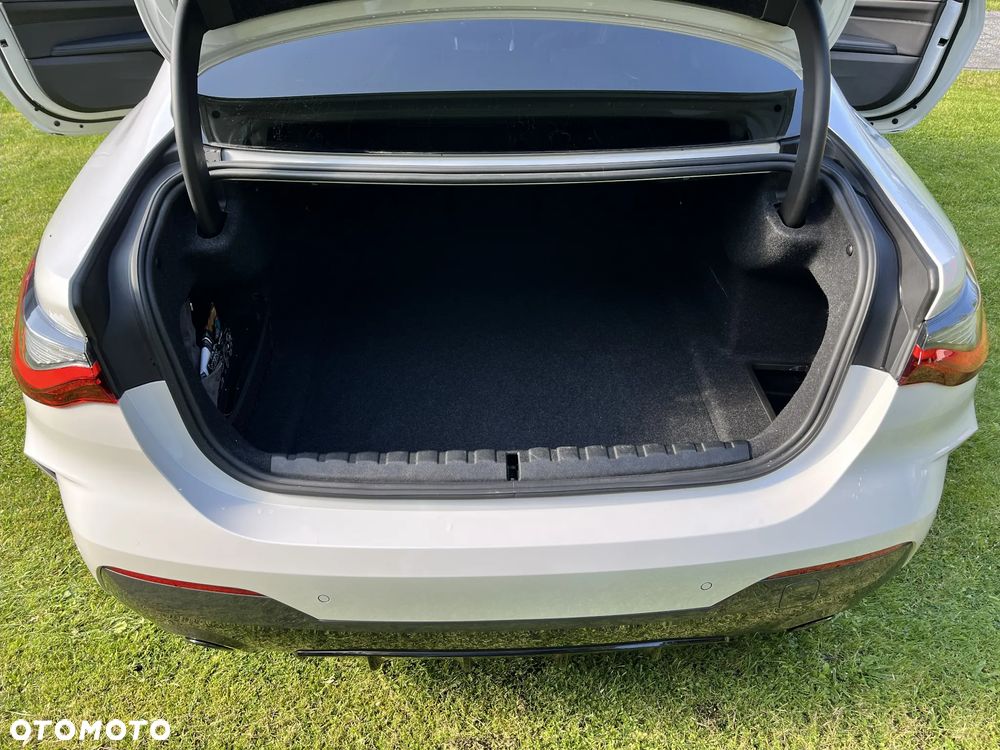 BMW Seria 4 420d xDrive mHEV - 9