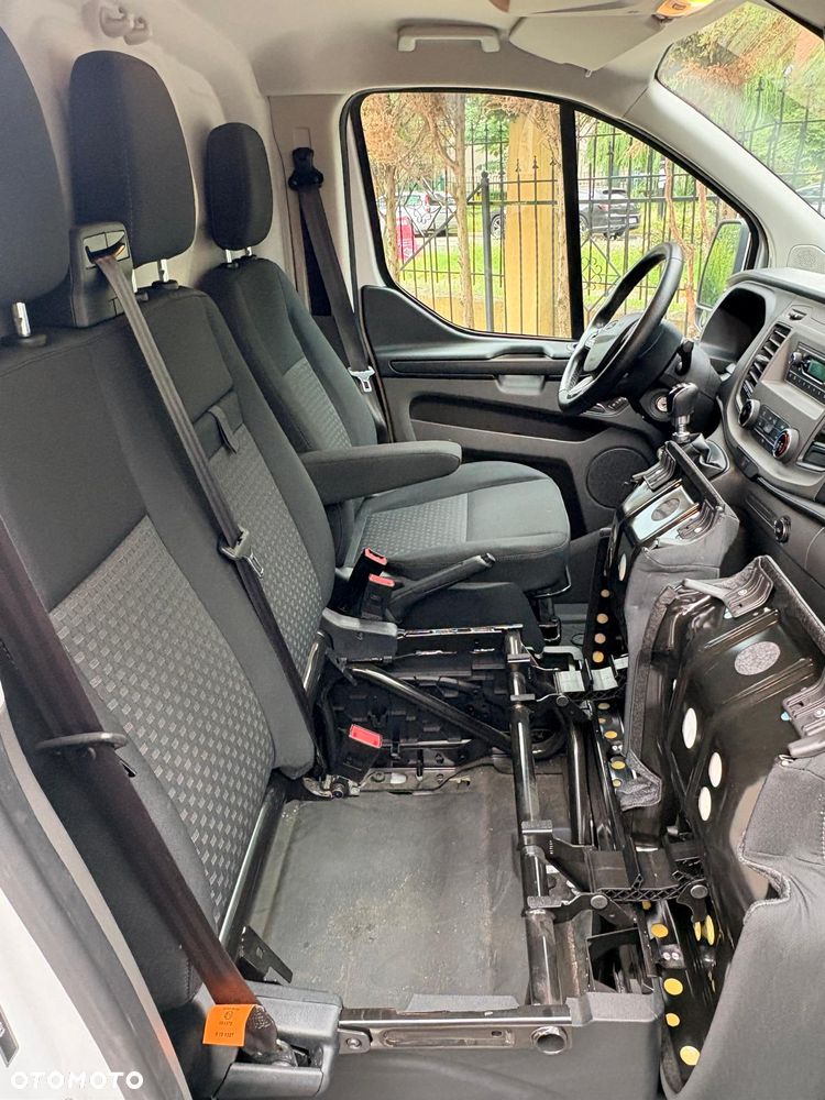 Ford Transit custom - 11