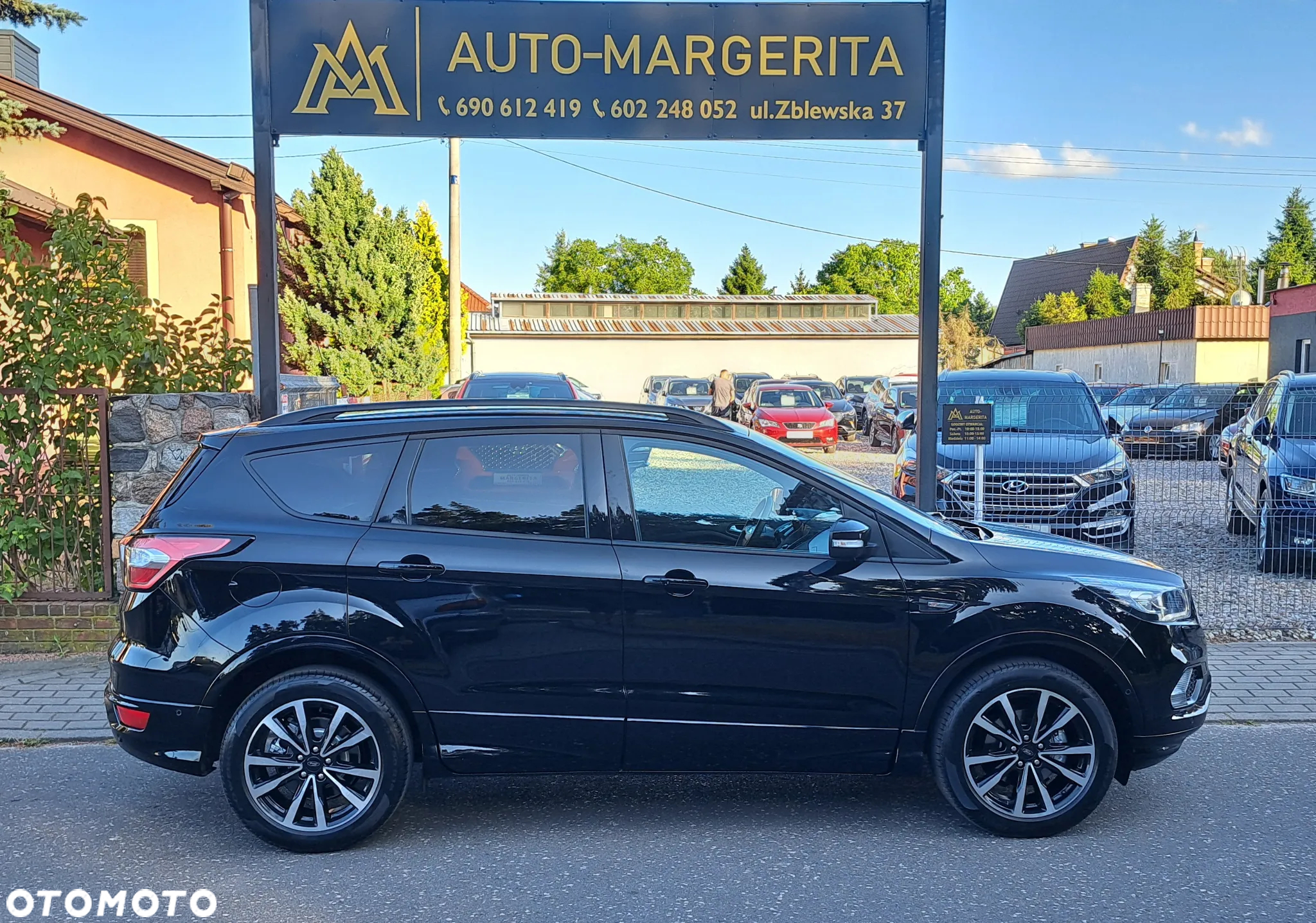 Ford Kuga 1.5 EcoBoost 2x4 ST-Line - 9