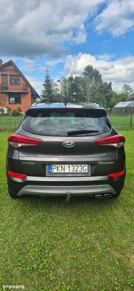 Hyundai Tucson 2.0 CRDI Style 4WD - 6