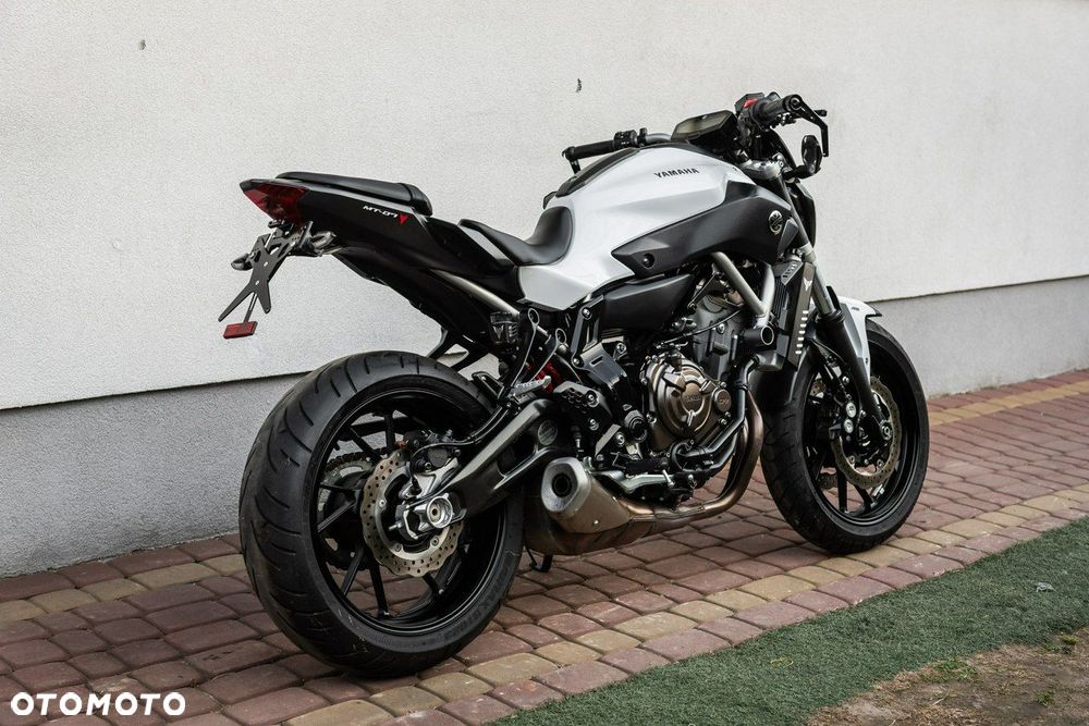 Yamaha MT - 3