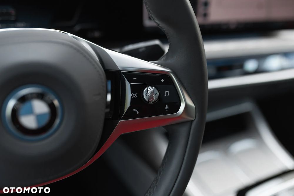 BMW i7 105.7kWh xDrive60 - 35