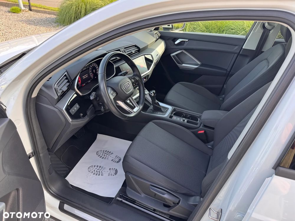 Audi Q3 - 12