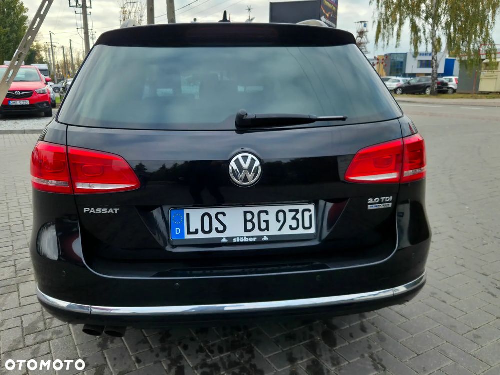 Volkswagen Passat Variant 2.0 Blue TDI SCR Comfortline - 12