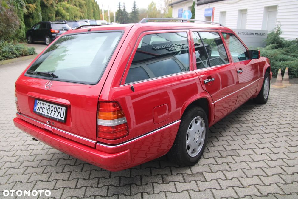 Mercedes-Benz W124 (1984-1993) - 29