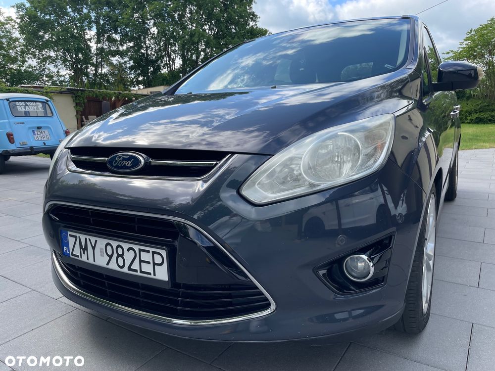 Ford Grand C-MAX - 17