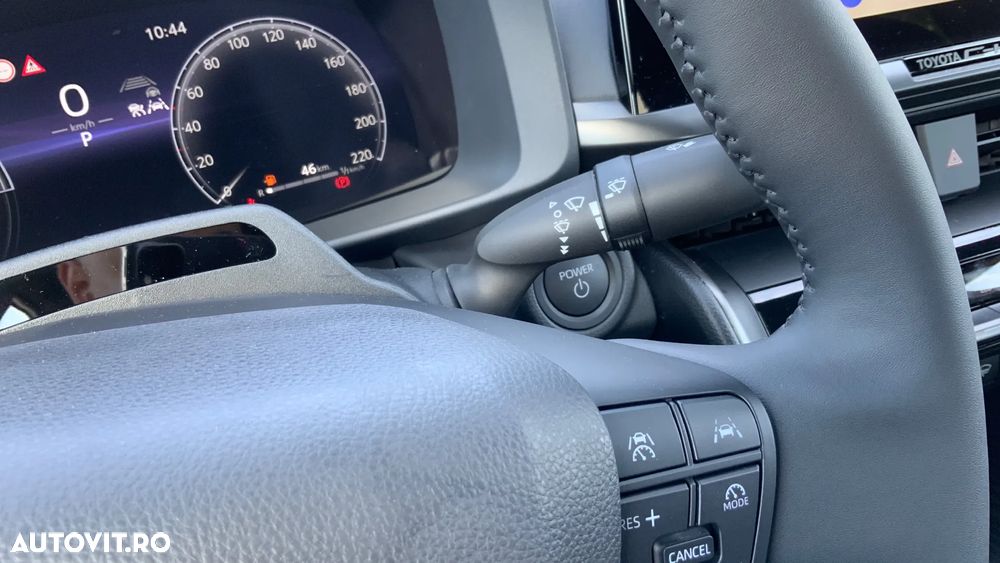 Toyota C-HR - 17