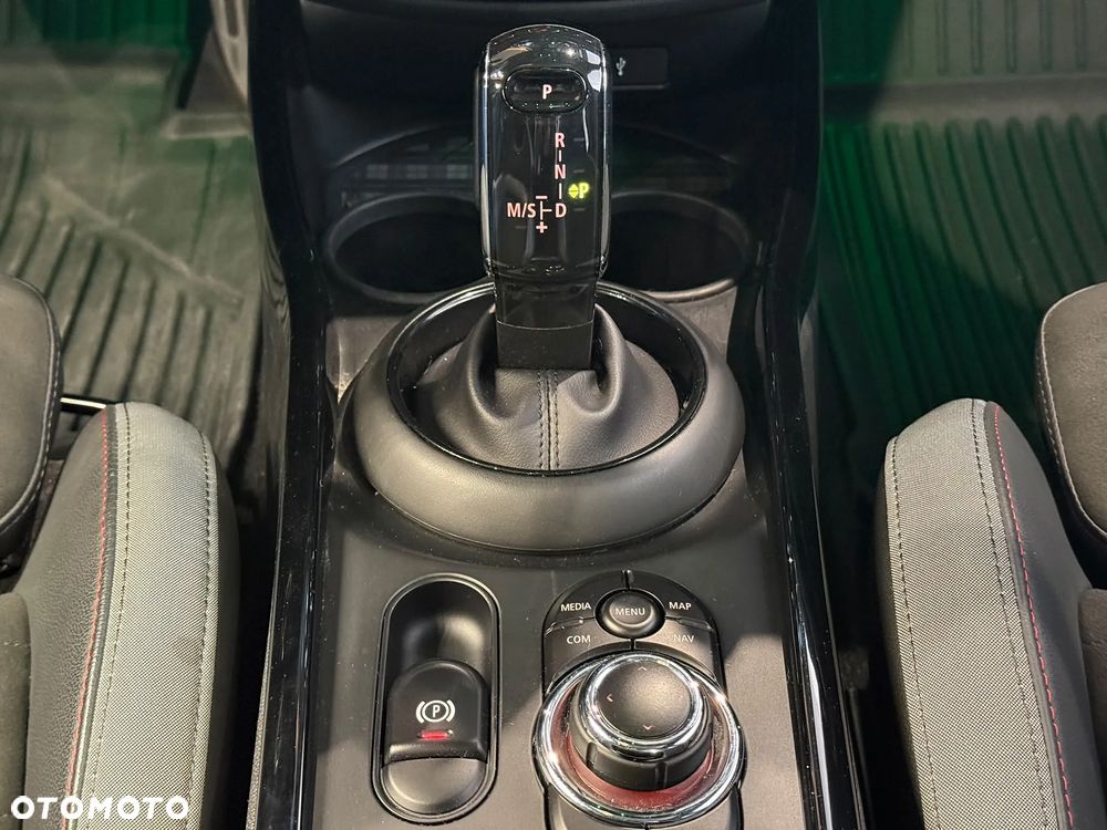 MINI John Cooper Works ALL4 sport - 15
