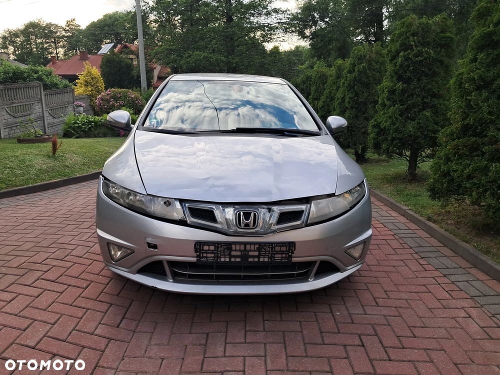Honda Civic 1.8i-VTEC 50 Jahre Edition - 4