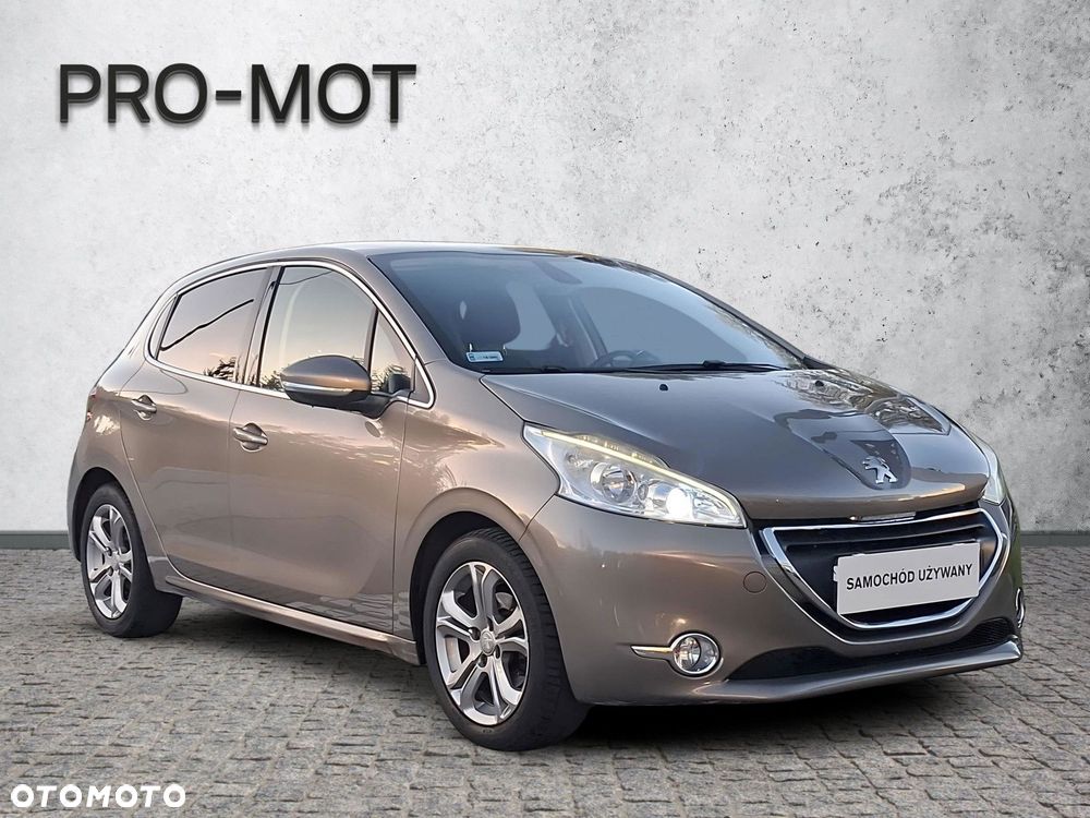 Peugeot 208 - 7