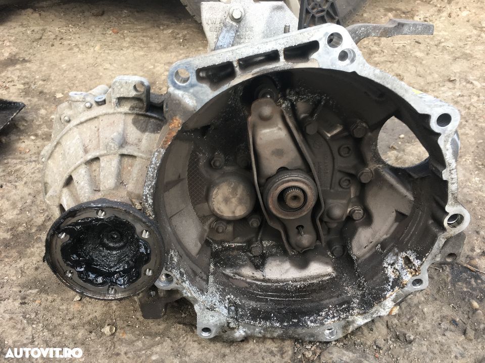 Cutie Viteze 5 Trepte Manuala VW Golf 7 1.6TDI 2012 - Prezent COD : LHW - 1