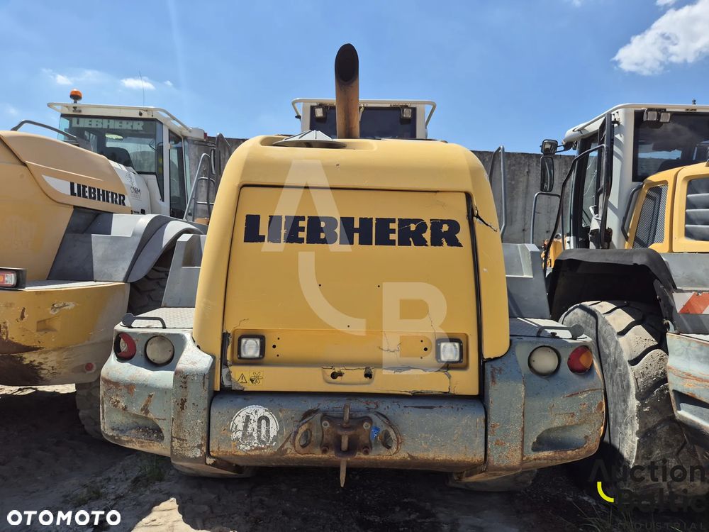 Liebherr L566 - 7