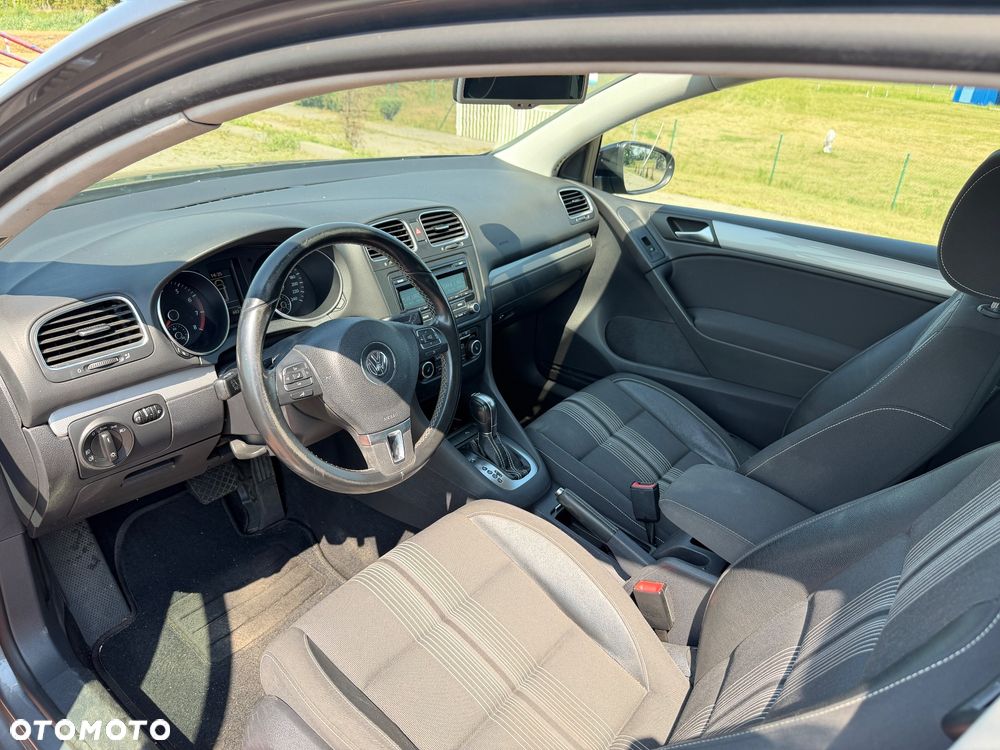Volkswagen Golf 1.4 TSI DSG MATCH - 14