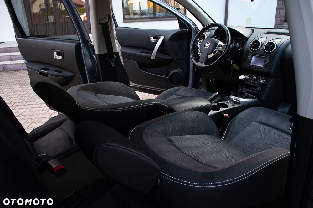 Nissan Qashqai+2 2.0 Acenta - 23