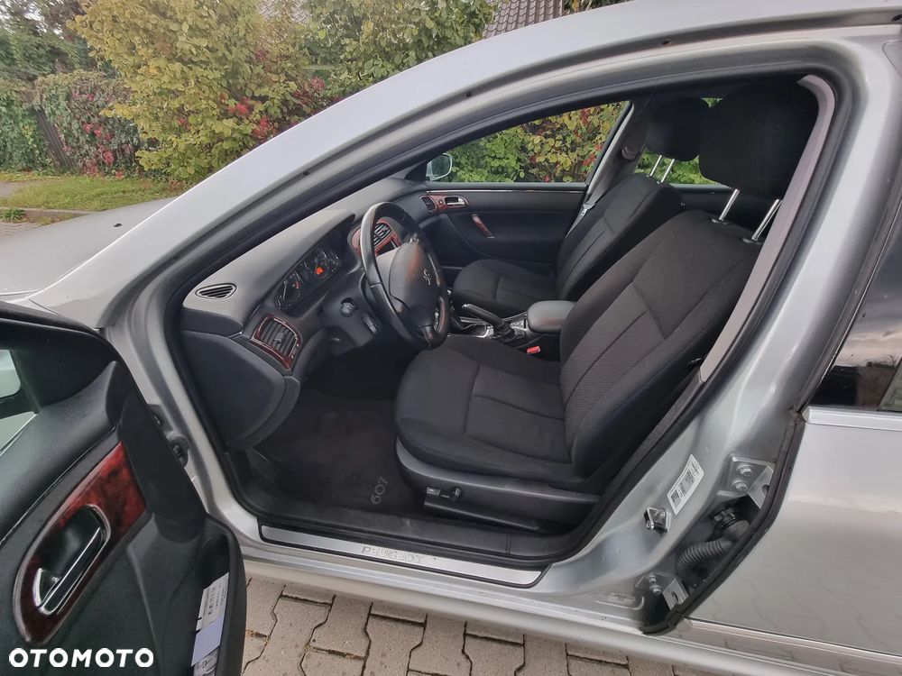 Peugeot 607 - 5