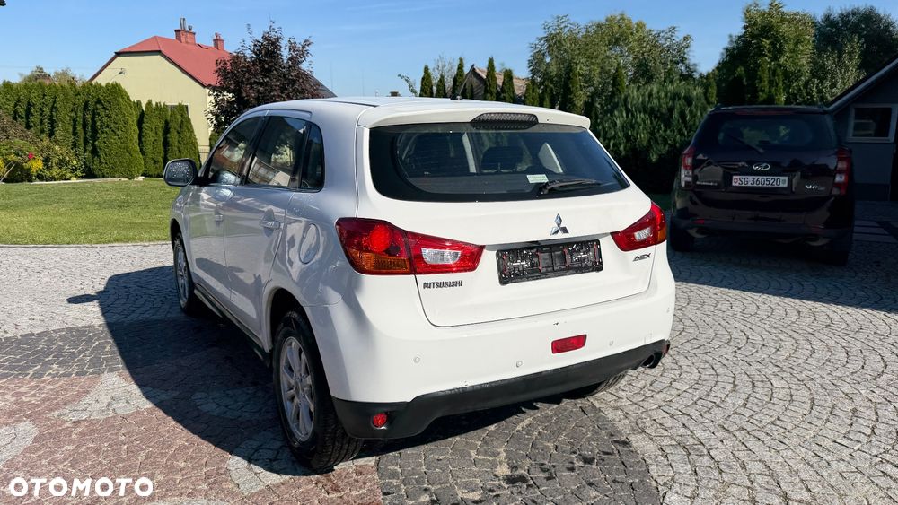 Mitsubishi ASX - 11