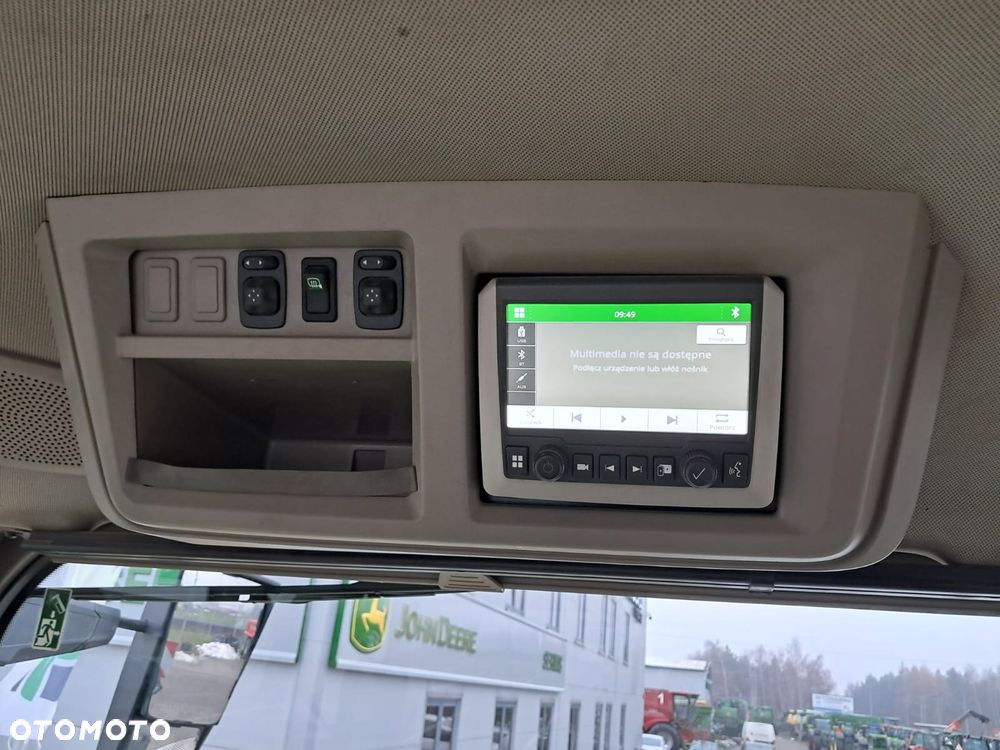 John Deere 8R310 - 13