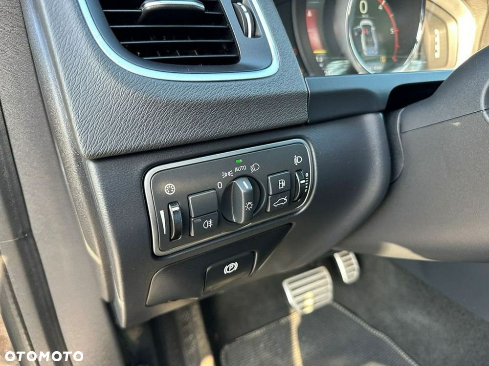 Volvo S60 D2 Drive-E R-Design Kinetic - 18