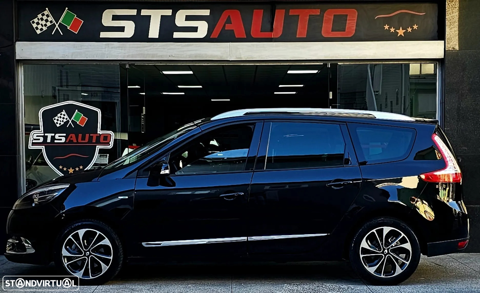 Renault Grand Scénic 1.6 dCi Bose Edition SS - 16