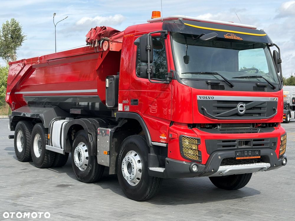 Volvo VOLVO FMX 380 / 8x4 / 13LITROWY SILNIK / EURO 5 / WYWROTKA TYLNOZSYPOWA / KAMERA COFANIA / SERWISOWANA / SPROWADZONA - 6