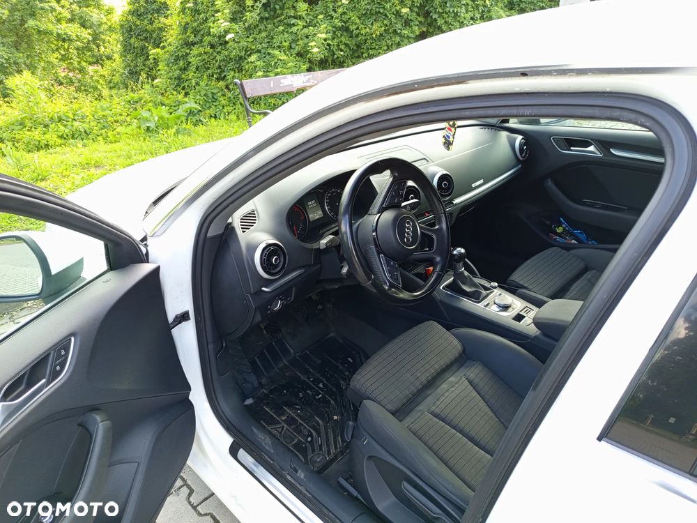 Audi A3 Sportback 2.0 TDI - 5