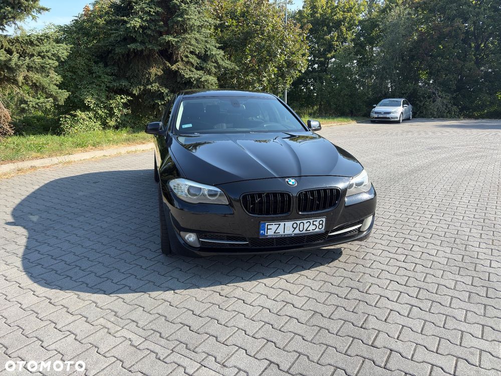 BMW Seria 5 520d Touring - 5