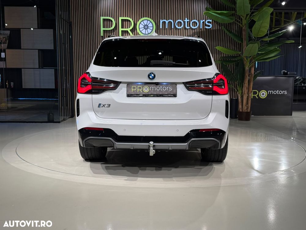 BMW iX3 Standard - 10