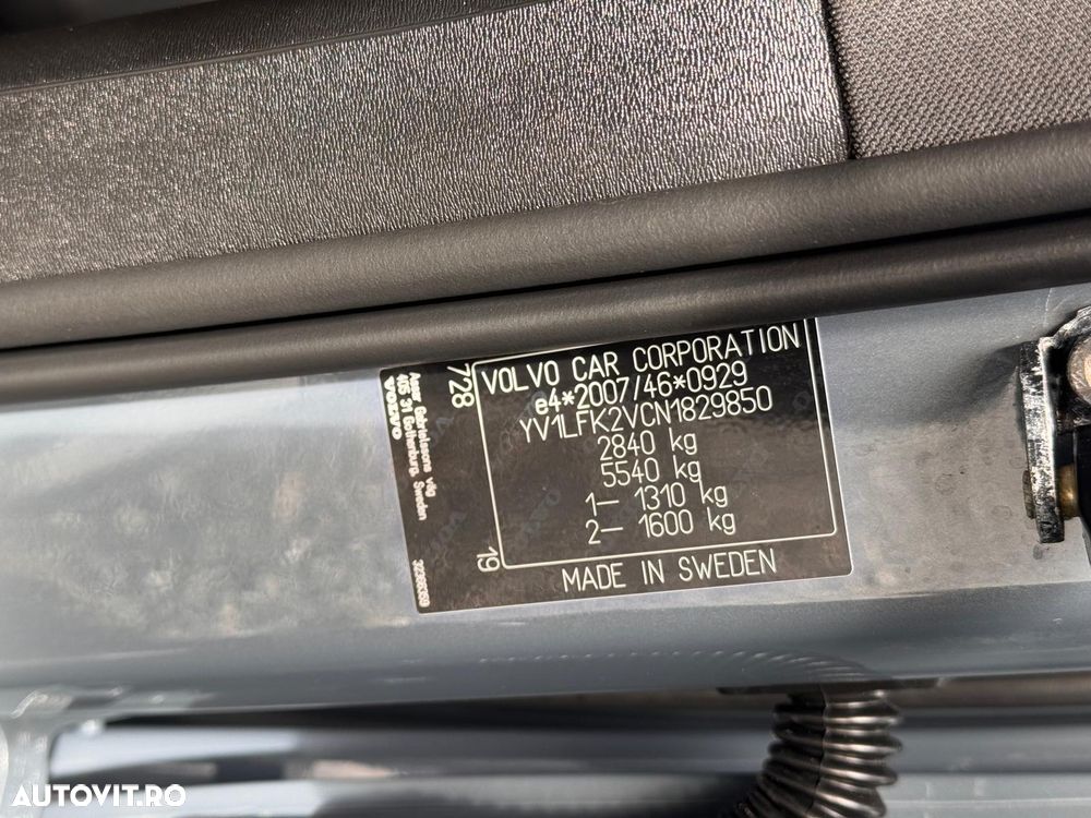 Volvo XC 90 B5 MHEV AWD 7 locuri R-Design - 4
