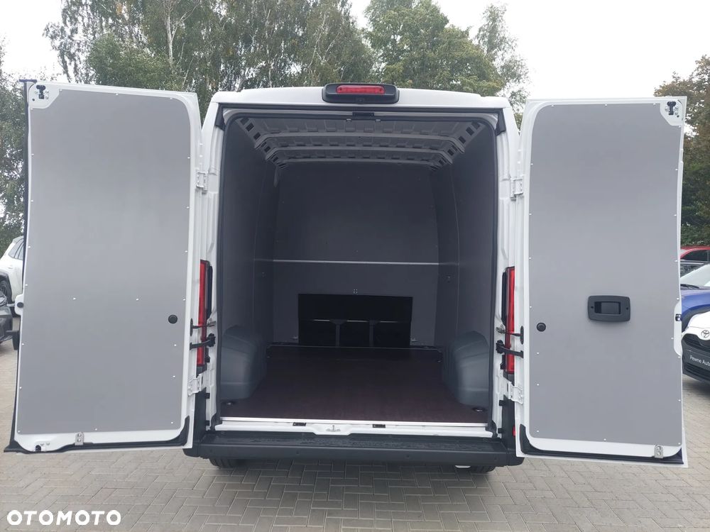 Toyota Proace MAX - 9