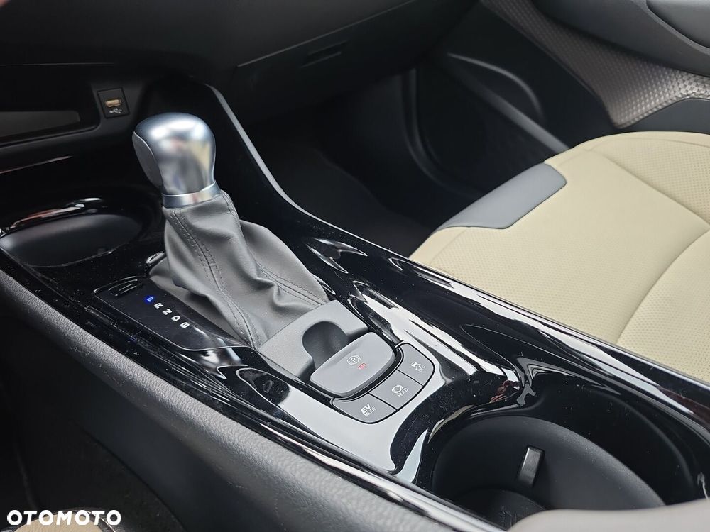 Toyota C-HR 1.8 Hybrid Executive - 24