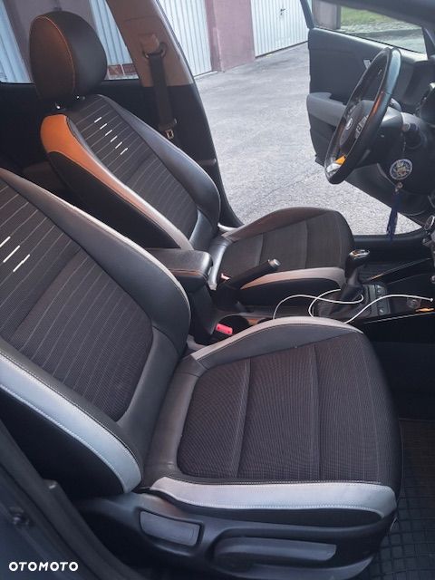 Kia Stonic 1.0 T-GDI L Business Line - 24