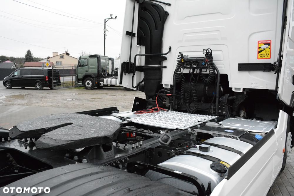 Renault T 460 / 2022r / Retarder / 2 baki / 2 łóżka / Lodówka / Mały przebieg - 11