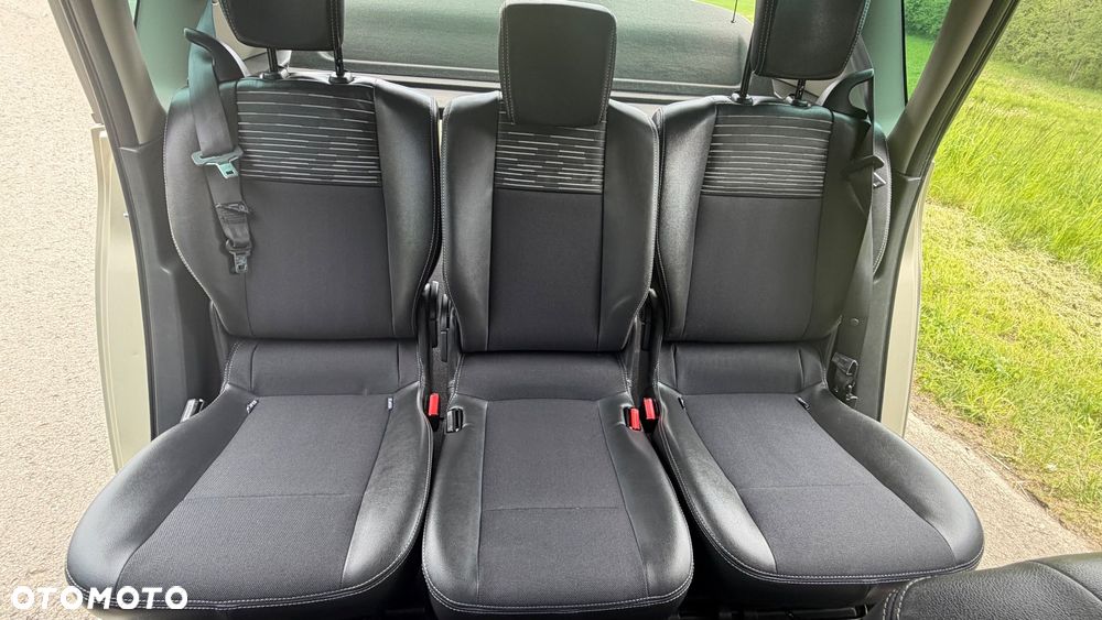 Renault Scenic 1.6 16V Conquest - 27
