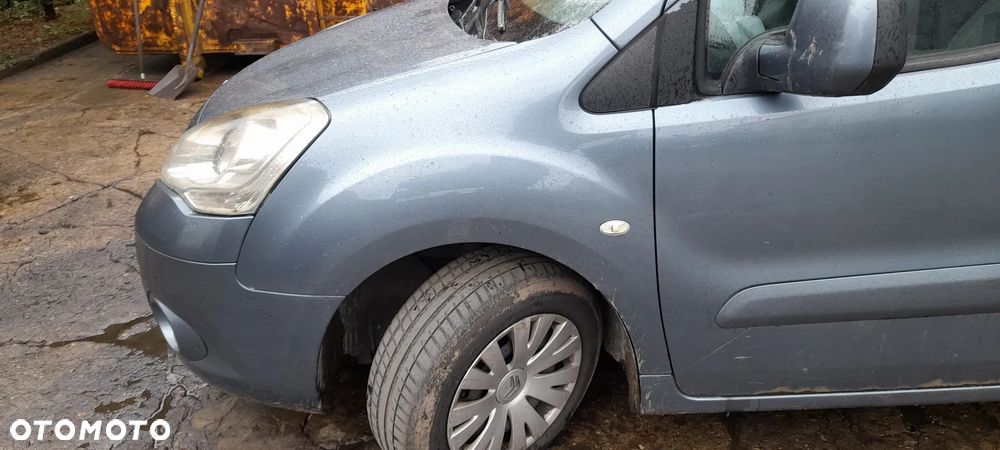 citroen berlingo III 08-12  KLAPA TYLNA - 4