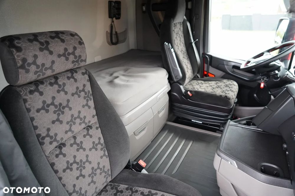 Scania R 450 / RETARDER / KLIMA POSTOJOWA - 32