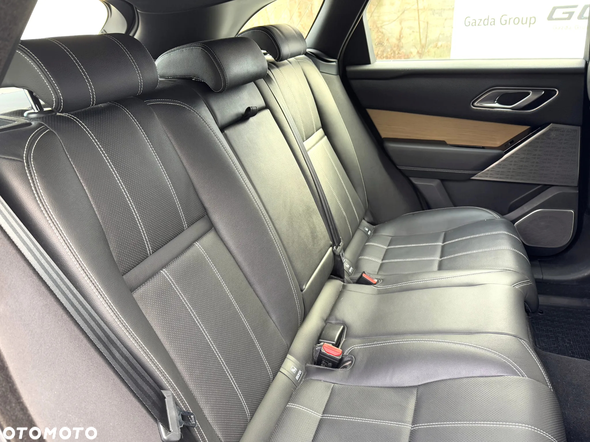 Land Rover Range Rover Velar 2.0 P250 SE - 10